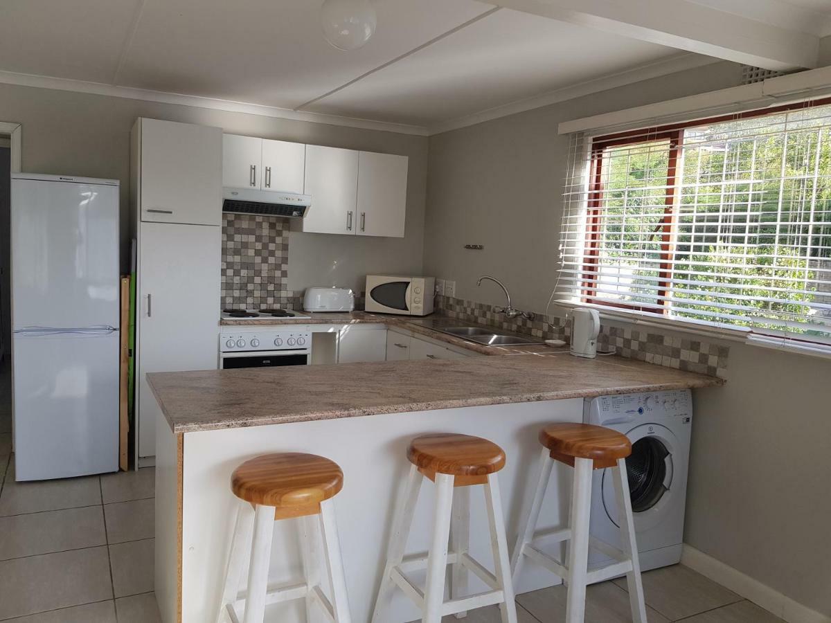 Drommedaris Lägenhet Gordonʼs Bay Exteriör bild